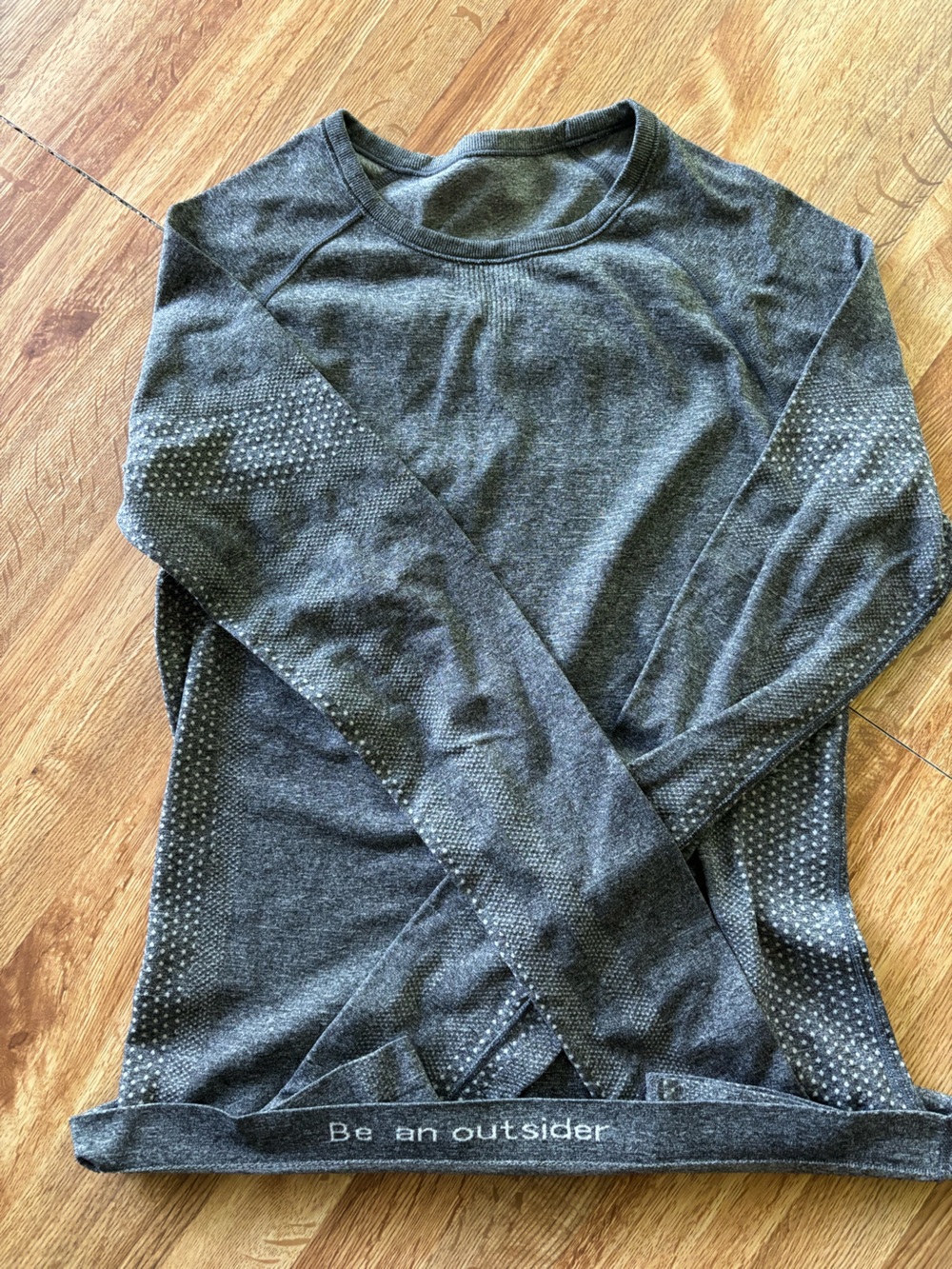 Figs Women's Long Sleeve Top - Charcoal Gray with Dot Texture
